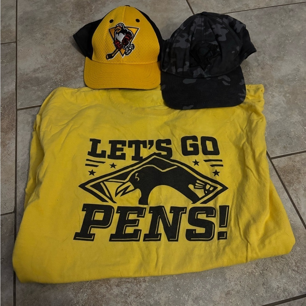Pittsburgh Penguins T-Shirt and Two Caps Bundle